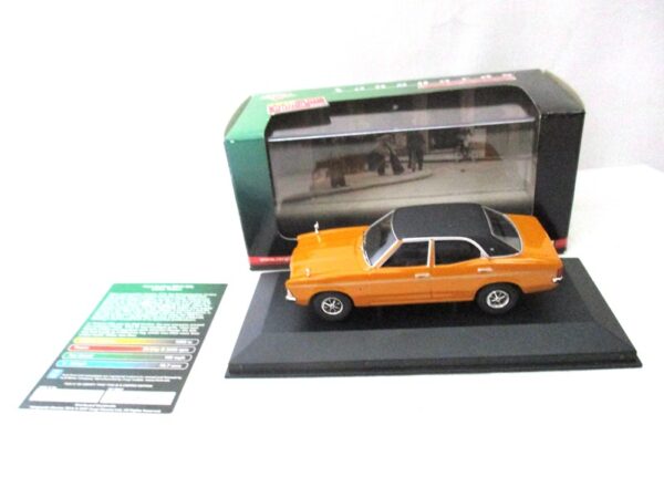 VANGUARDS FORD CORTINA MK 3 2000 GXL