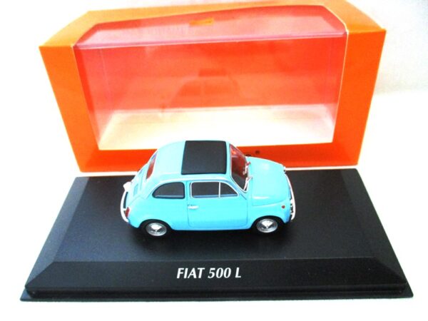 Fiat 500L  Light Blue  Maxichamps 940121601